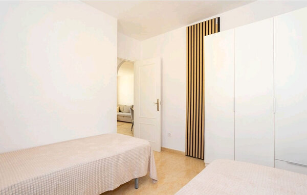 Apartment - Orihuela Costa , Spain - EBC252 602