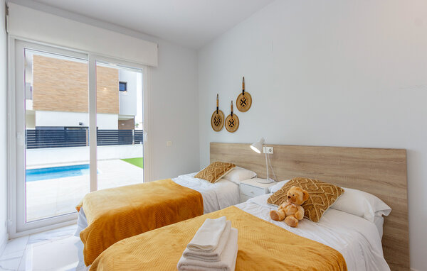 Feriehus - Torrevieja , Spania - EBC275 601