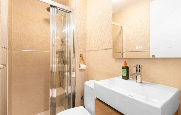 Apartment - Torrevieja , Spain - EBC306 701