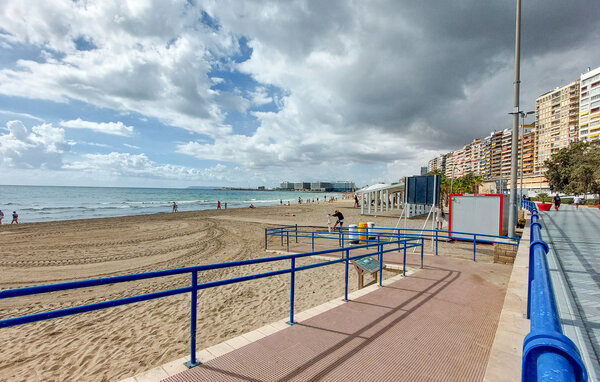 Apartment - Alicante , Spain - EBC322 903