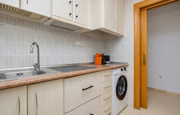 Apartment - Torrevieja , Spain - EBC335 401