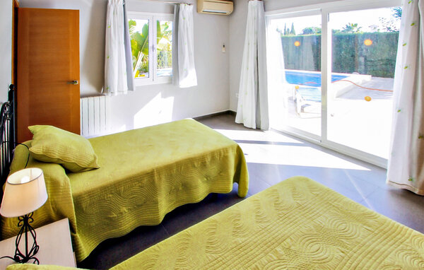 Vakantiehuis - Benissa , Spanje - EBC377 601