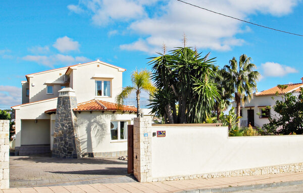 Vakantiehuis - Benissa , Spanje - EBC377 82