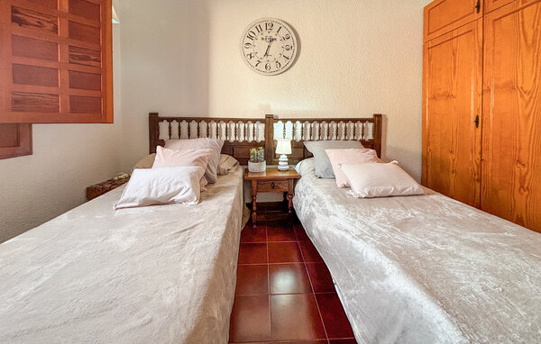 Holiday Home - Elda , Spain - EBC405 607
