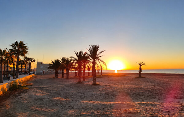 Domy wakacyjne - Santa Pola- Alicante , Hiszpania - EBC433 901