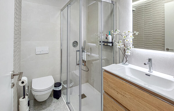 Apartment - Torrevieja , Spain - EBC440 702