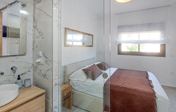 Apartment - Torrevieja , Spain - EBC440 601