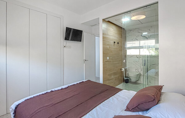 Apartment - Torrevieja , Spain - EBC440 602