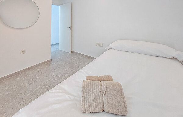 Apartment - Torrevieja , Spain - EBC440 604