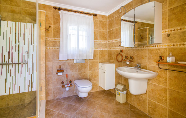 Domy wakacyjne - Denia , Hiszpania - EBI364 701