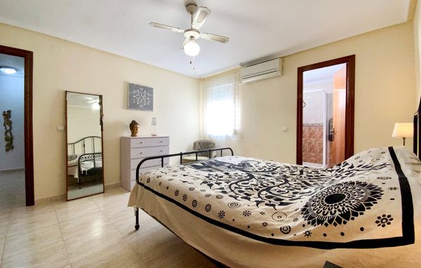 Semesterlägenhet - Torrevieja , Spanien - EBI459 8