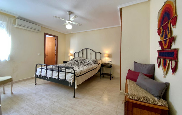 Semesterlägenhet - Torrevieja , Spanien - EBI459 602