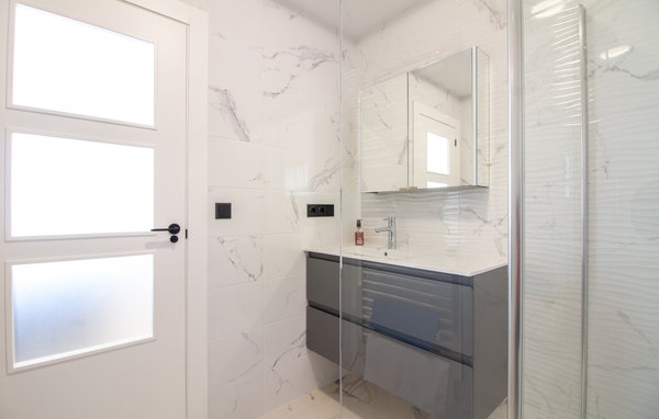 Apartamento - Playa Levante , España - EBI496 704