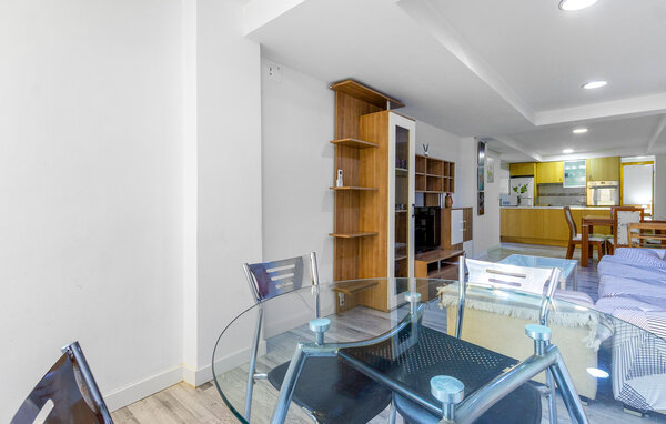 Apartment - Benidorm , Spain - EBI913 501