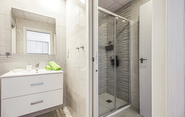 Apartamento - Orihuela Costa , España - EBI990 702