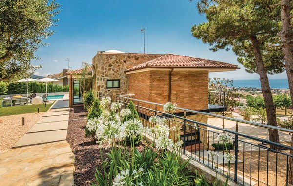 Feriehuse - Alella , Spanien - EBN040 81