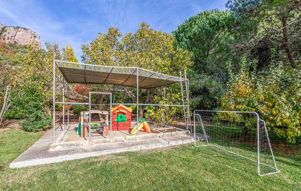 Casa de vacaciones - Matadepera , España - EBN069 801