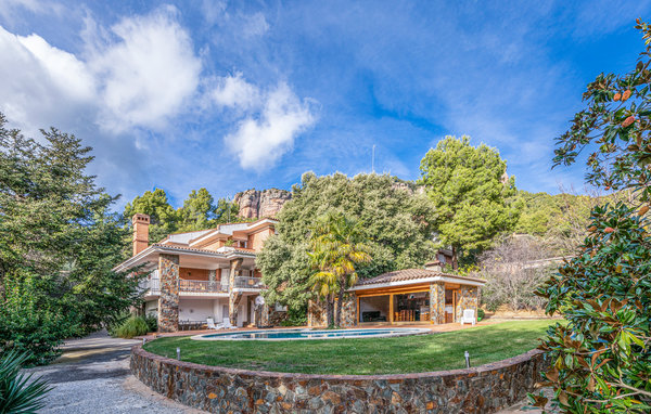 Casa de vacaciones - Matadepera , España - EBN069 83