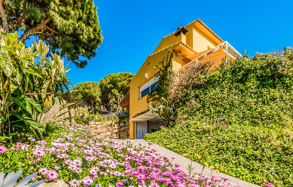Feriehuse - Arenys de Munt , Spanien - EBN755 82