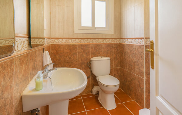 Domy wakacyjne - OLERDOLA , Hiszpania - EBN756 701