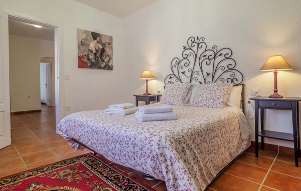 Domy wakacyjne - OLERDOLA , Hiszpania - EBN756 605