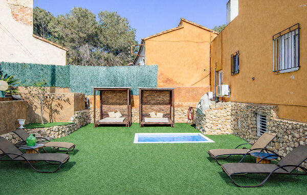 Domy wakacyjne - OLERDOLA , Hiszpania - EBN756 1