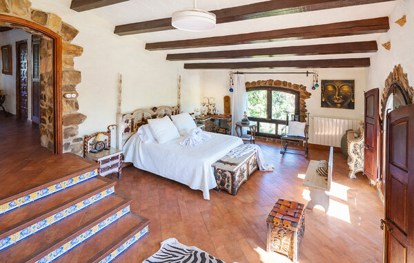 Domy wakacyjne - Arguelaguer , Hiszpania - EBR044 7