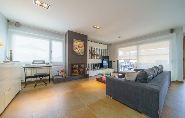 Holiday Home - Blanes , Spain - EBR045 3