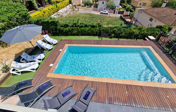 Holiday Home - Blanes , Spain - EBR045 13