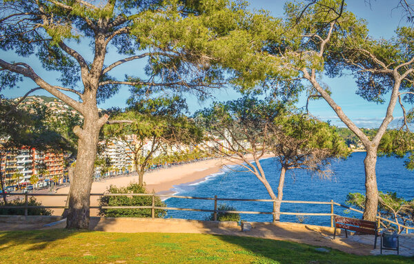 Semesterhus - Lloret de Mar , Spanien - EBR046 903