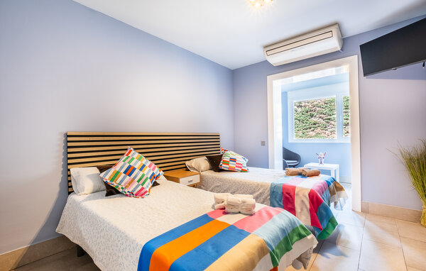 Holiday Home - Moralzarzal , Spain - EIM010 601