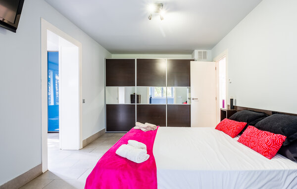 Holiday Home - Moralzarzal , Spain - EIM010 602