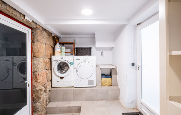 Holiday Home - Moralzarzal , Spain - EIM010 502
