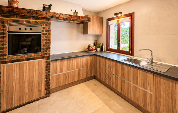 Holiday Home - Moralzarzal , Spain - EIM012 7