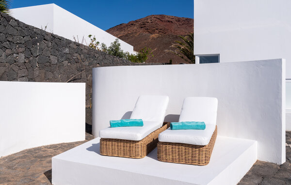 Holiday Home - Playa Blanca , Spain - ELA354 8