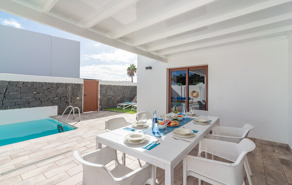 Holiday Home - Playa Blanca , Spain - ELA355 3