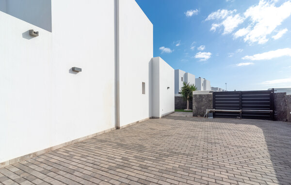 Holiday Home - Playa Blanca , Spain - ELA355 104