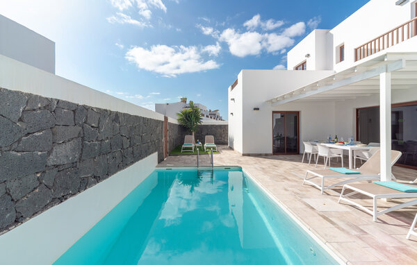 Holiday Home - Playa Blanca , Spain - ELA355 8