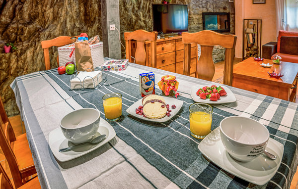 Apartment - Riello , Spain - ELL004 303