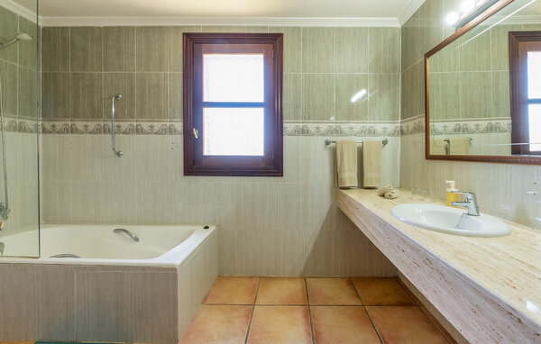 Vacation home Stunning home in Manacor
