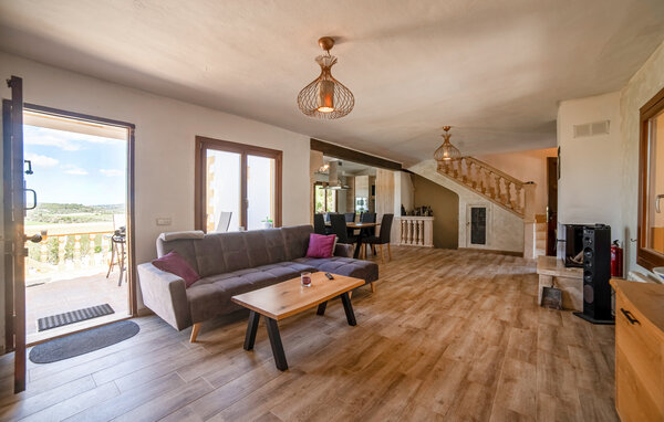 Semesterhus Finca Mianes