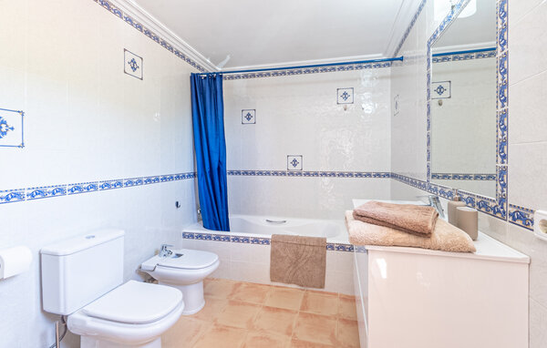 Casa de vacaciones Lovely Home with Sea View
