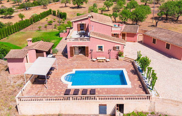 Casa de vacaciones Lovely Home with Sea View