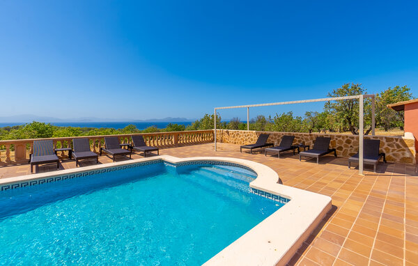 Casa de vacaciones Lovely Home with Sea View