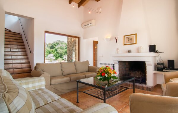 Holiday Home - Sa Gavina, Arta , Spain - EMF011 5