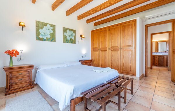 Holiday Home - Es Serva, Arta , Spain - EMF031 605