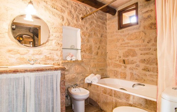 Holiday Home - Comptesses Petit, Alcudia , Spain - EMF032 702