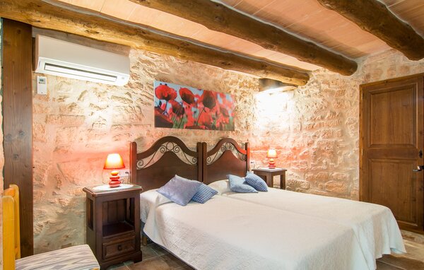 Holiday Home - Comptesses Petit, Alcudia , Spain - EMF032 602