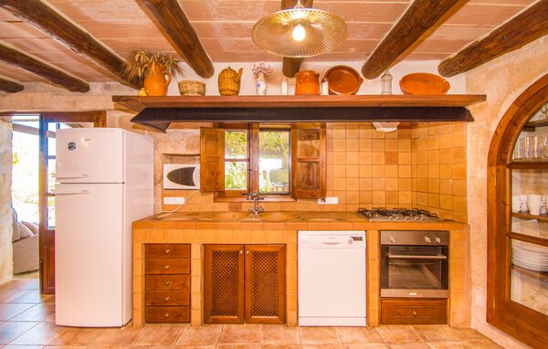 Holiday Home - Comptesses Petit, Alcudia , Spain - EMF032 402