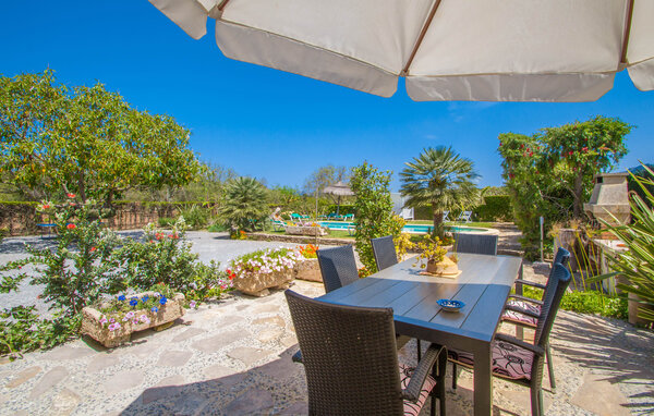Holiday Home - Comptesses Petit, Alcudia , Spain - EMF032 101